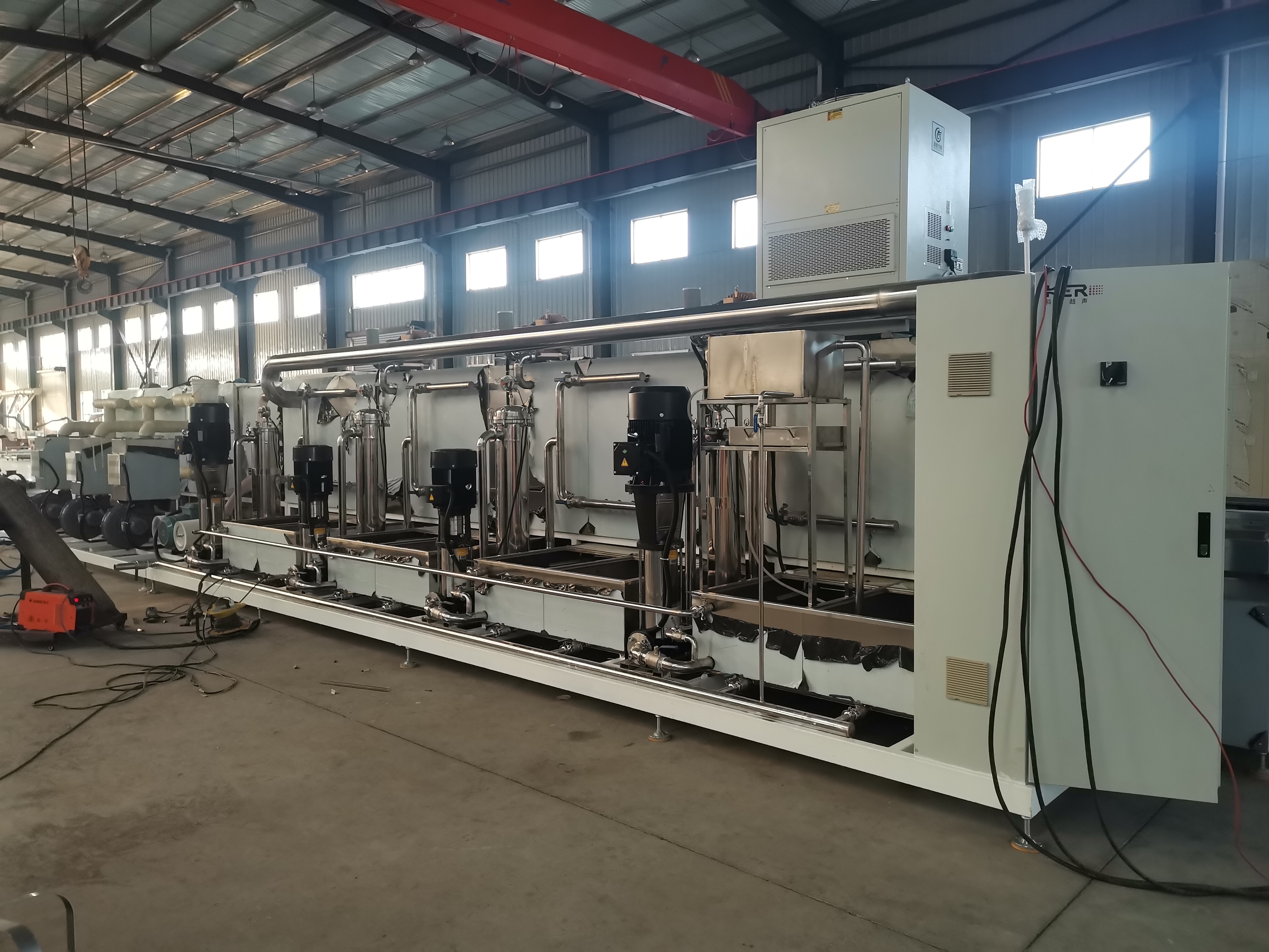 周转筐喷淋清洗机